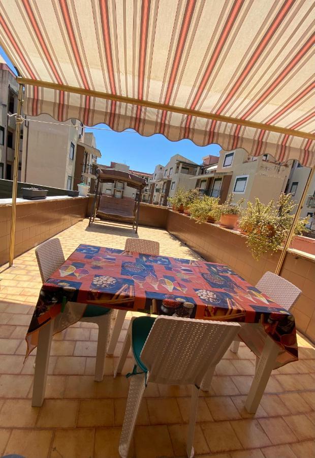 Naxos Beach Apartment Giardini Naxos Esterno foto